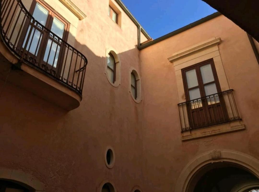 Palazzo Gancia Holiday Homes Сиракузы Экстерьер фото